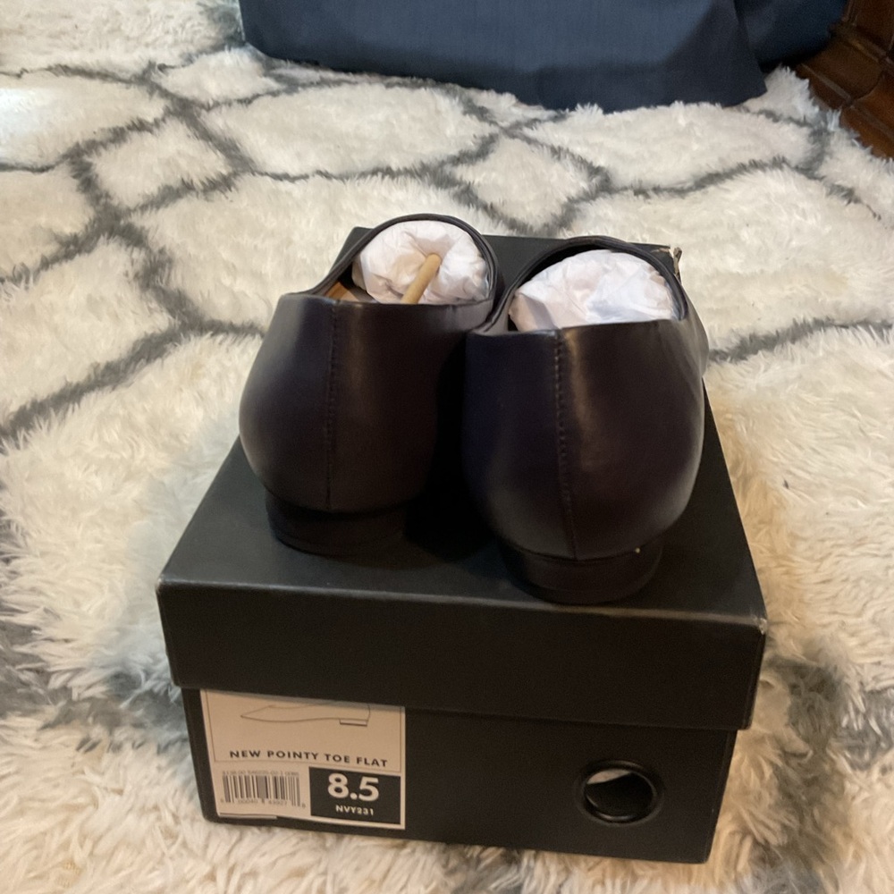Black Leather Oxford Shoes Sleek Minimalist Design
